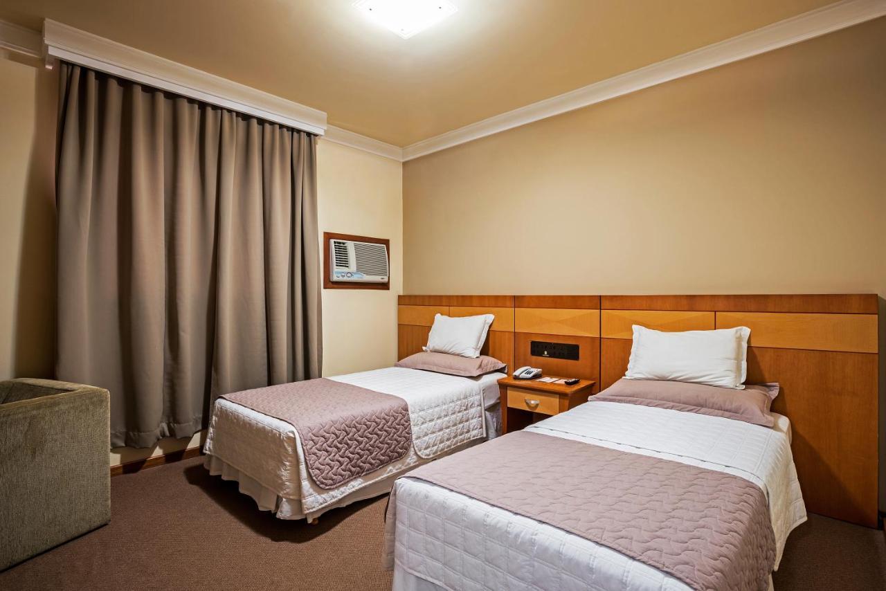 Hotel Astron Ponta Grossa Plaza By Nobile Extérieur photo