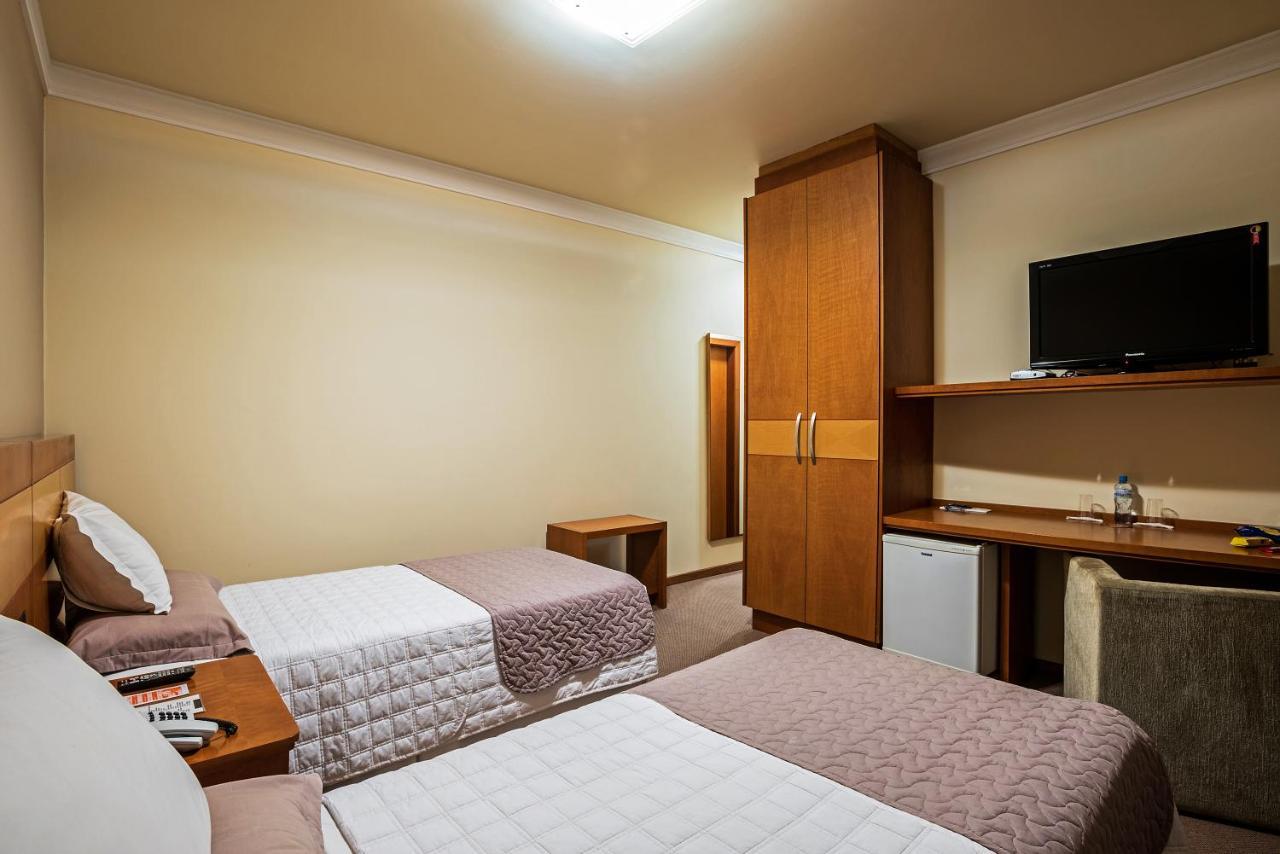 Hotel Astron Ponta Grossa Plaza By Nobile Extérieur photo