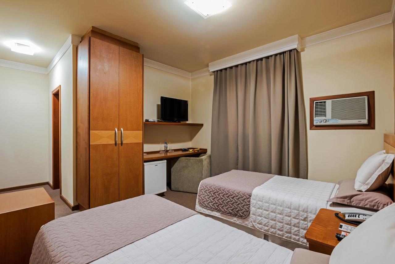 Hotel Astron Ponta Grossa Plaza By Nobile Extérieur photo